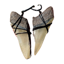 Load image into Gallery viewer, Split Megalodon Tooth Necklace