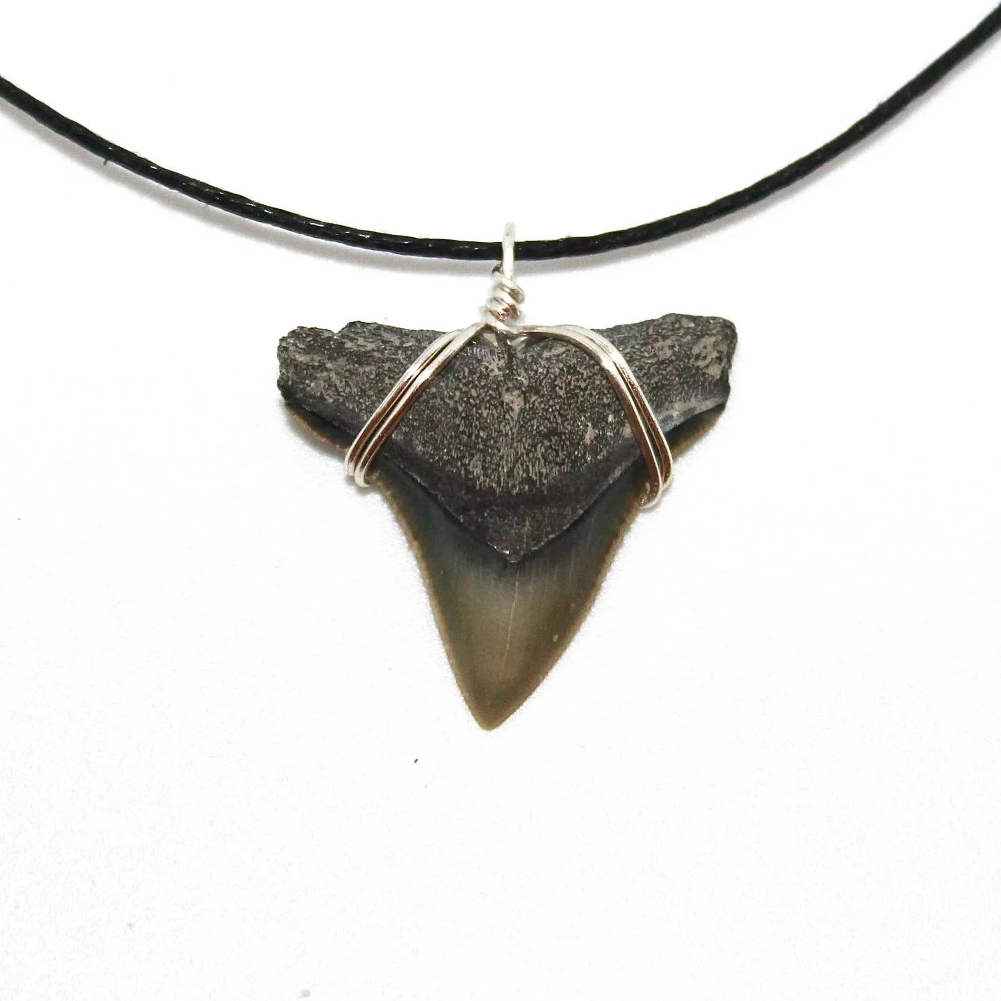 ★BTS着用★【PORTRAIT REPORT】★“Shark Tooth” Necklac.e★ ☆BTS着用☆関税込☆PORTRAIT REPORT☆“Shark Tooth” Necklace
